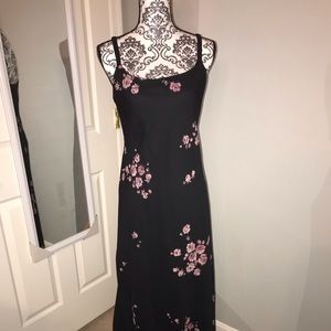 Black/Flowery dress with short sleeve shell